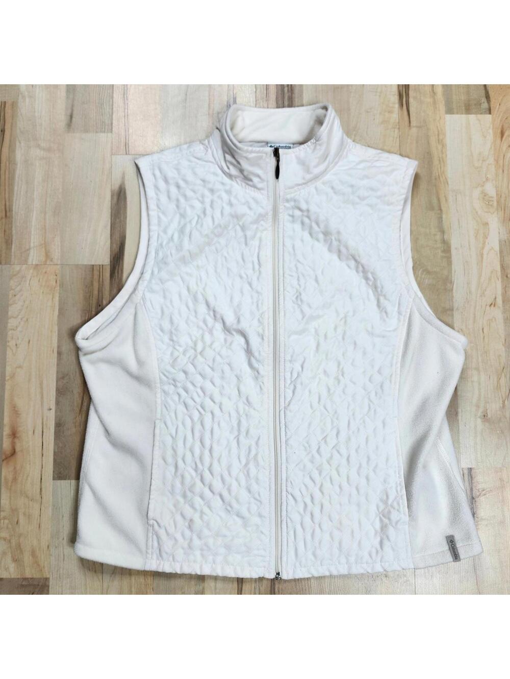 Columbia Women's White Quilted Fleece Vest, Size Large